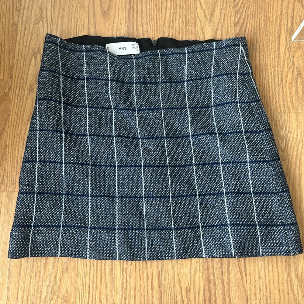 Plaid Mango mini skirt. Size XS.